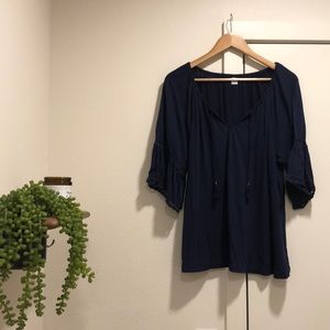 Navy blue flowy sleeved shirt